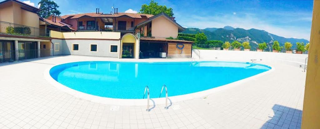 Fun & Sun Iseo Lake Apartment Паратико Екстериор снимка